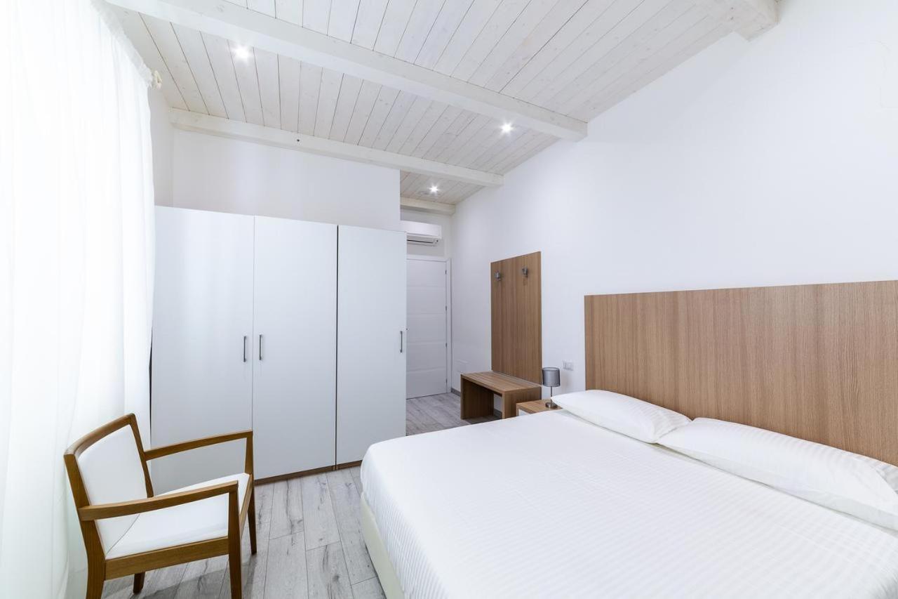 La Promenade Rooms & Suites Olbia Exterior photo